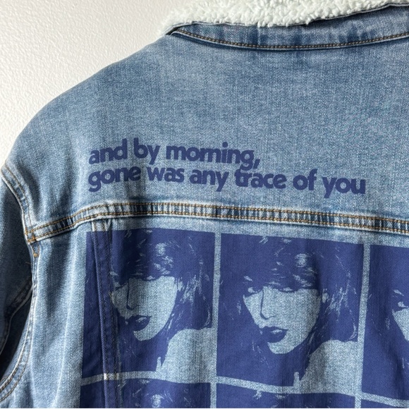 Taylor Swift Jacket Denim Coat Sherpa Lined Taylor Swift I Am Finally Clean Sz L - Picture 12 of 15